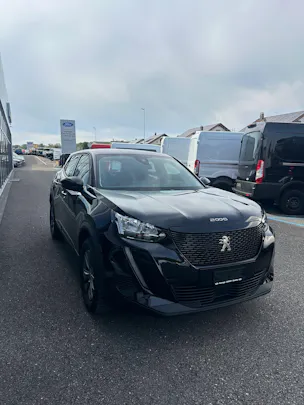 PEUGEOT 2008 1.2 PureTech 130 Active Pack