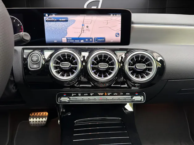 MERCEDES-BENZ A 250 4Matic 8G-DCT