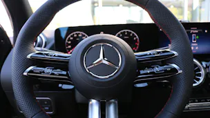 MERCEDES-BENZ GLA 250 4MATIC Swiss Star