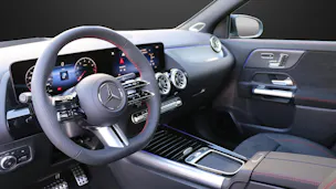 MERCEDES-BENZ GLA 250 4MATIC Swiss Star