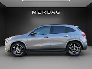 MERCEDES-BENZ GLA 250 4MATIC Swiss Star