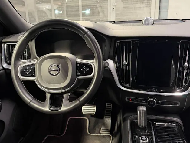 VOLVO V60 2.0 T6 TE R-Design eAWD