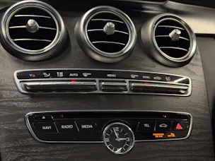MERCEDES-BENZ C 200 AMG Line 4Matic 9G-Tronic