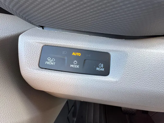 VW California eHybrid Beach Tour Liberty 4Motion / 4x4 mit 5-Sitzplätzen / Faceliftmodell 2027