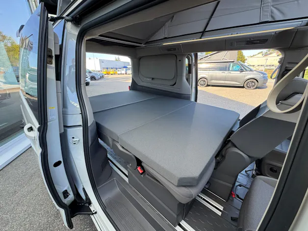 VW California eHybrid Beach Tour Liberty 4Motion / 4x4 mit 5-Sitzplätzen / Faceliftmodell 2027