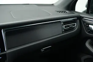 PORSCHE Macan GTS PDK *CH-Fahrzeug* *Panorama*