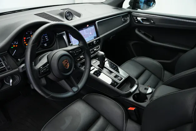 PORSCHE Macan GTS PDK *CH-Fahrzeug* *Panorama*