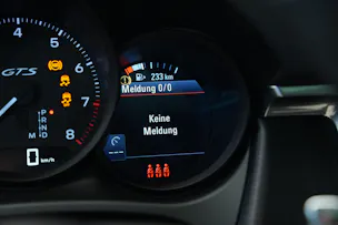 PORSCHE Macan GTS PDK *CH-Fahrzeug* *Panorama*
