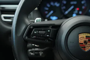 PORSCHE Macan GTS PDK *CH-Fahrzeug* *Panorama*
