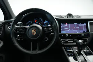 PORSCHE Macan GTS PDK *CH-Fahrzeug* *Panorama*