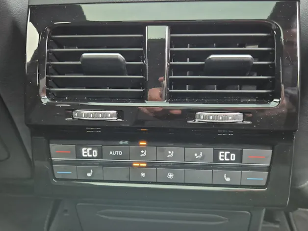 VW Touareg 3.0 TDI R-Line Tiptronic