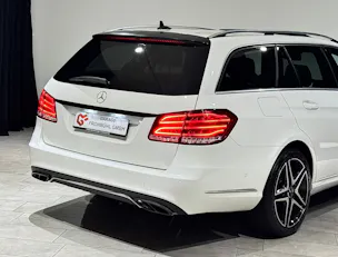 MERCEDES-BENZ E 220 CDI Avantgarde 7G-Tronic