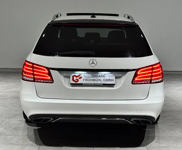 MERCEDES-BENZ E 220 CDI Avantgarde 7G-Tronic