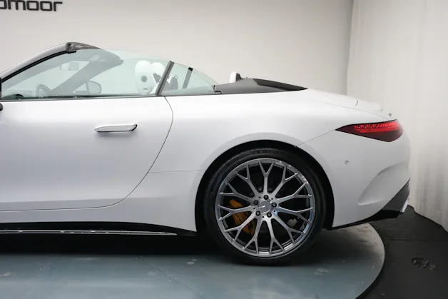 MERCEDES-BENZ AMG SL 63 4M Speedshift MCT *Designo Mattlackierung*