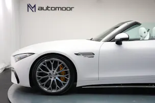 MERCEDES-BENZ AMG SL 63 4M Speedshift MCT *Designo Mattlackierung*