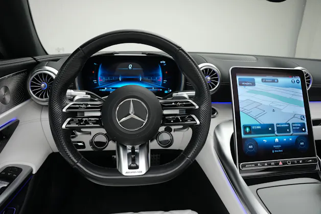 MERCEDES-BENZ AMG SL 63 4M Speedshift MCT *Designo Mattlackierung*