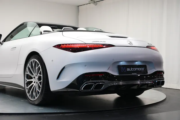 MERCEDES-BENZ AMG SL 63 4M Speedshift MCT *Designo Mattlackierung*