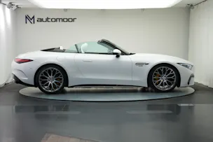 MERCEDES-BENZ AMG SL 63 4M Speedshift MCT *Designo Mattlackierung*