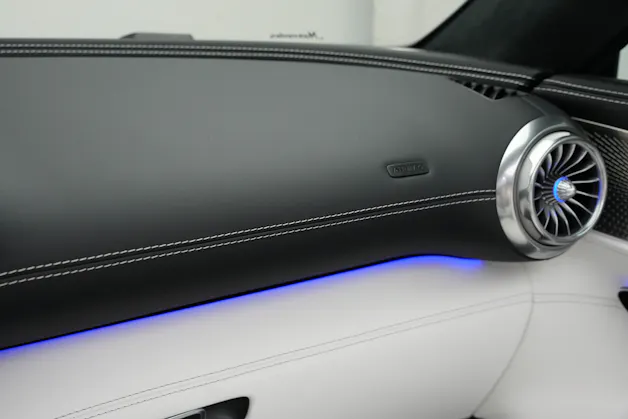 MERCEDES-BENZ AMG SL 63 4M Speedshift MCT *Designo Mattlackierung*