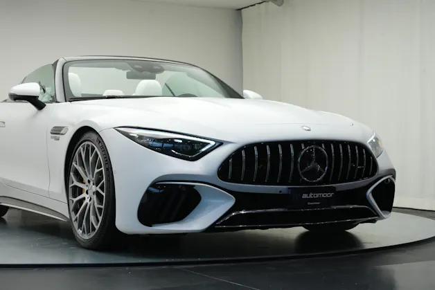 MERCEDES-BENZ AMG SL 63 4M Speedshift MCT *Designo Mattlackierung*