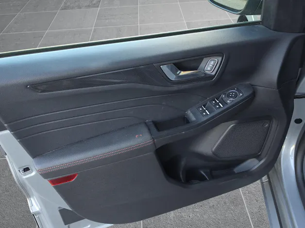 FORD Kuga 2.5 Hybrid ST-Line X 4x4