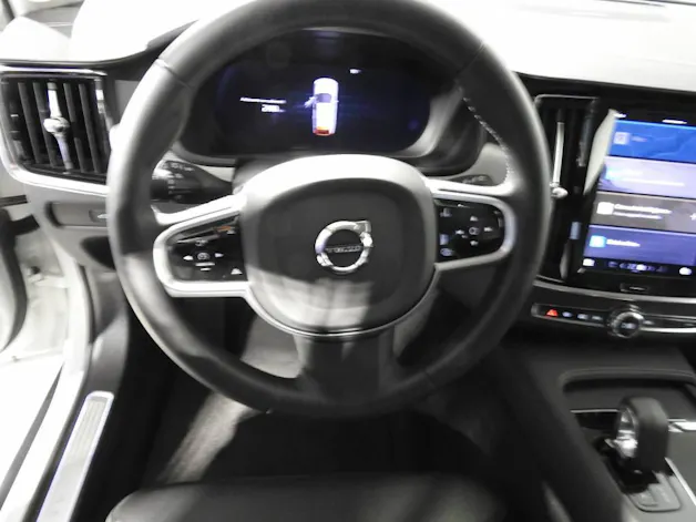 VOLVO V90 Cross Country 2.0 B5 Plus AWD