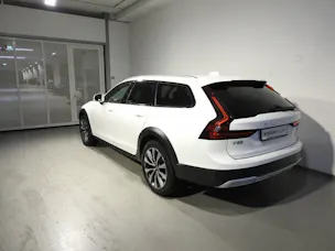 VOLVO V90 Cross Country 2.0 B5 Plus AWD