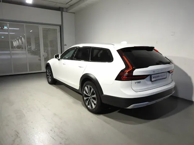 VOLVO V90 Cross Country 2.0 B5 Plus AWD