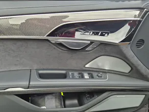 AUDI A8 60 L TFSI e quattro tiptronic