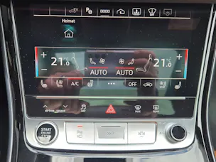 AUDI A8 60 L TFSI e quattro tiptronic