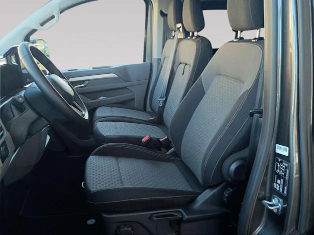 VW Caravelle Life 150PS TDI 4Motion / 9-Plätze / Radstand 3500mm