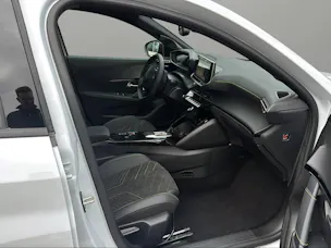 PEUGEOT 208 1.2 MHEV 145 GT Exclusive