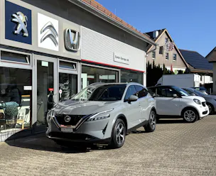 NISSAN Qashqai 1.3 DIG-T MHEV Premiere Edition Xtronic