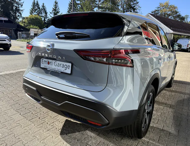 NISSAN Qashqai 1.3 DIG-T MHEV Premiere Edition Xtronic