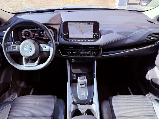 NISSAN Qashqai 1.3 DIG-T MHEV Premiere Edition Xtronic