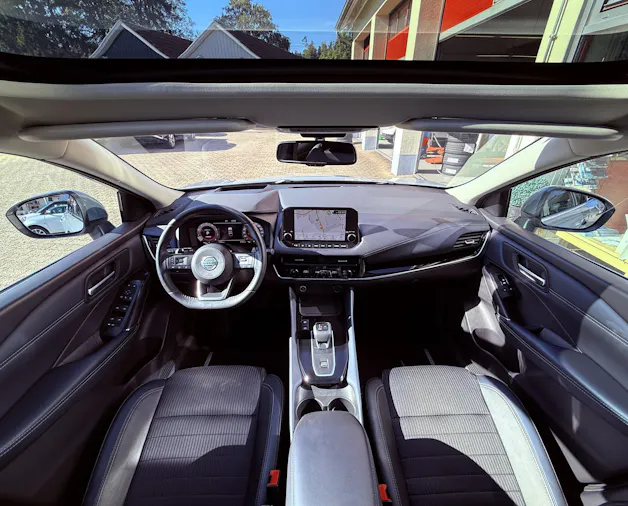 NISSAN Qashqai 1.3 DIG-T MHEV Premiere Edition Xtronic