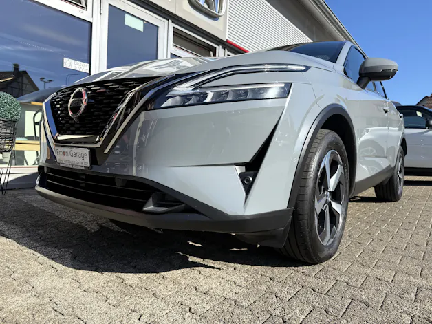 NISSAN Qashqai 1.3 DIG-T MHEV Premiere Edition Xtronic