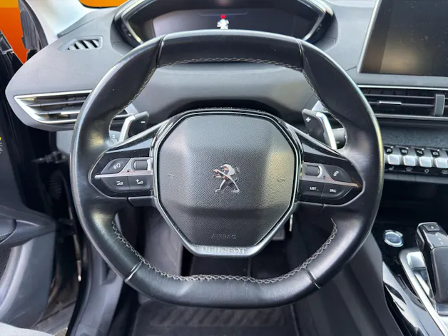 PEUGEOT 3008 1.6 THP Allure EAT