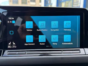 VW Golf 2.0 TSI Style DSG 4M