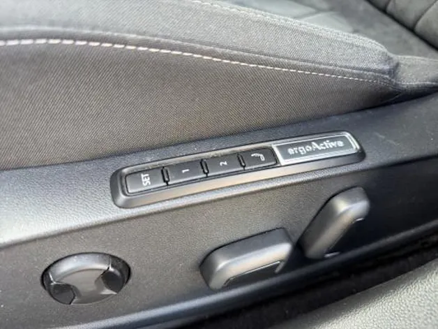 VW Golf 2.0 TSI Style DSG 4M