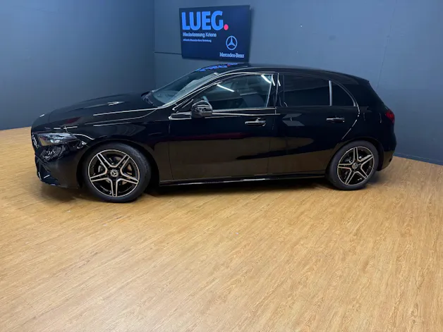 MERCEDES-BENZ A 200 - AMG - NightStar / DISTRONIC / 360 Grad Kamera