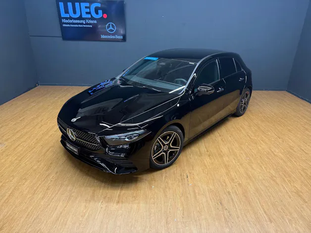 MERCEDES-BENZ A 200 - AMG - NightStar / DISTRONIC / 360 Grad Kamera
