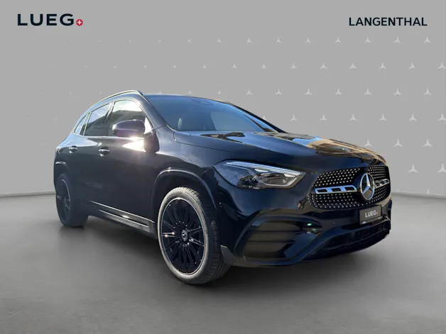 MERCEDES-BENZ GLA 200 Night Star 7G-DCT