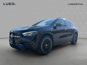 MERCEDES-BENZ GLA 200 Night Star 7G-DCT