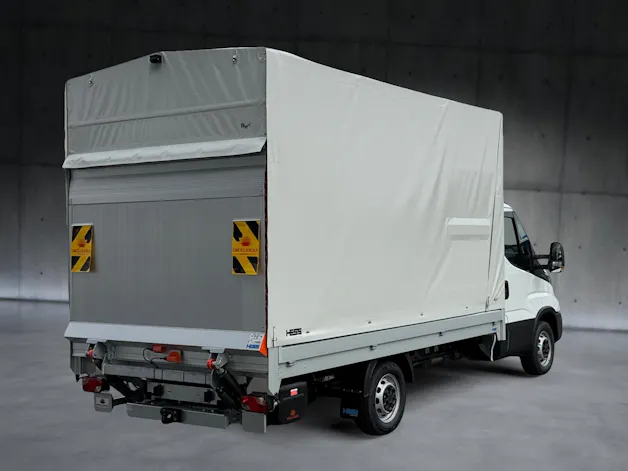 IVECO Daily 35S16BA8 Brücke mit Verdeck und Hebebühne