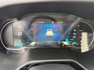 IVECO Daily 35S16BA8 Brücke mit Verdeck und Hebebühne