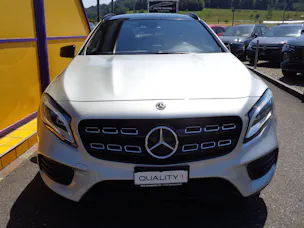 MERCEDES-BENZ GLA 220 AMG Line 4Matic 7G-DCT