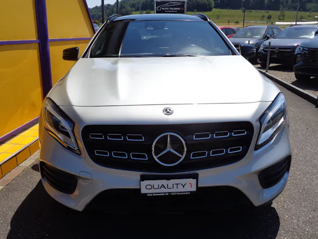 MERCEDES-BENZ GLA 220 AMG Line 4Matic 7G-DCT