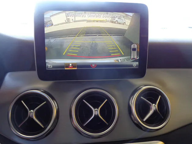 MERCEDES-BENZ GLA 220 AMG Line 4Matic 7G-DCT