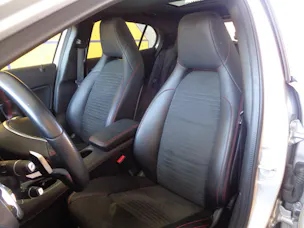 MERCEDES-BENZ GLA 220 AMG Line 4Matic 7G-DCT